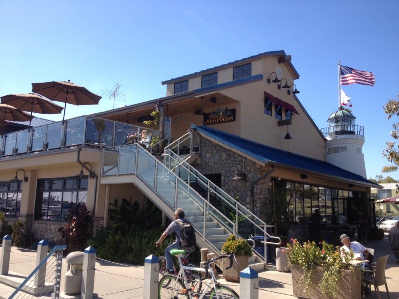 point loma yacht club restaurant